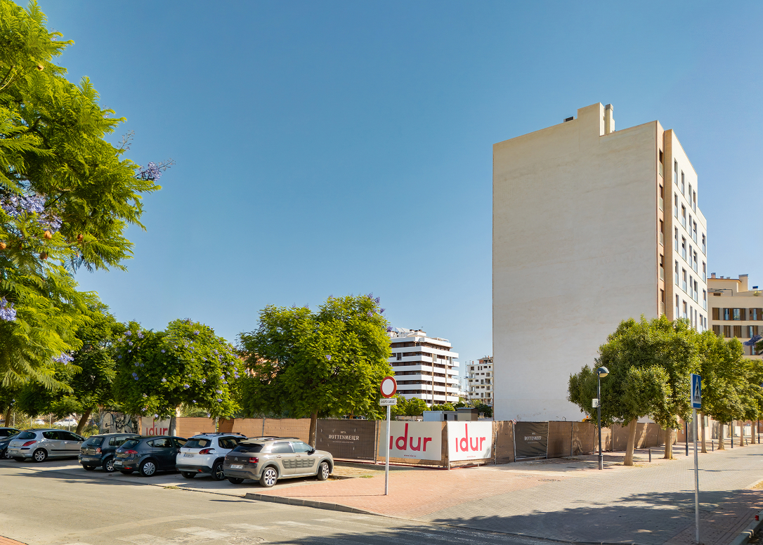 EDIFICIO EMBAJADOR
